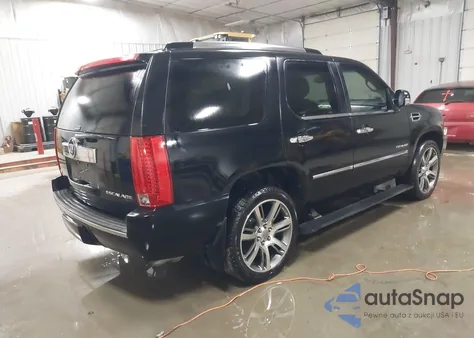 2011 Cadillac Escalade Premium from USA, damaged, VIN 1GYS4CEF3BR398938